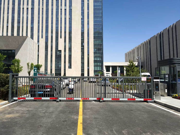 國(guó)家電網(wǎng)平移伸縮門